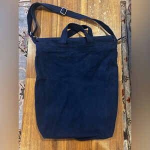 BAGGU Zip Duck Bag in Navy
